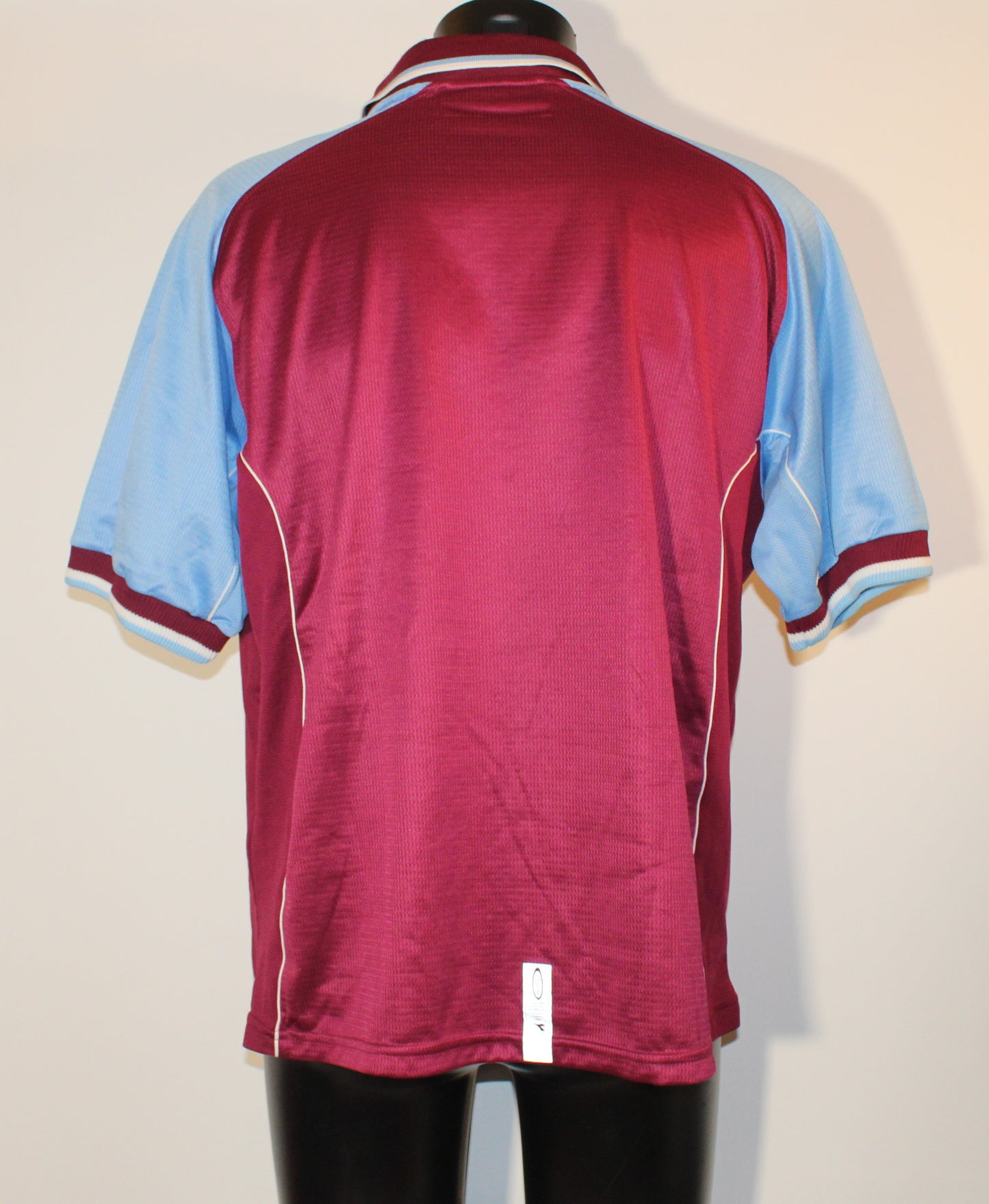 Aston Villa - 2000/01