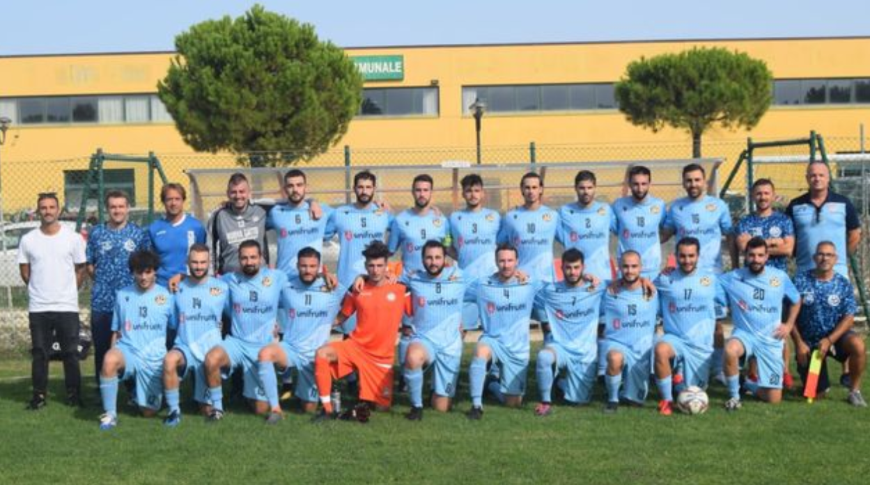 Aris Trodica 04