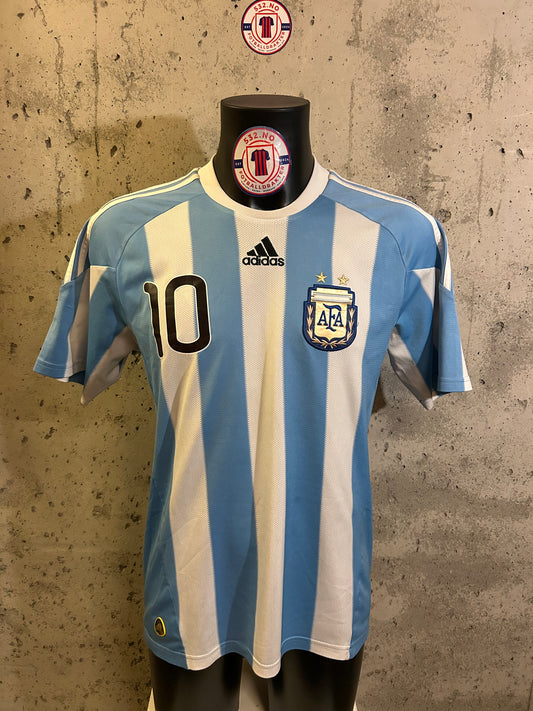 Argentina - 2010/11 (L)