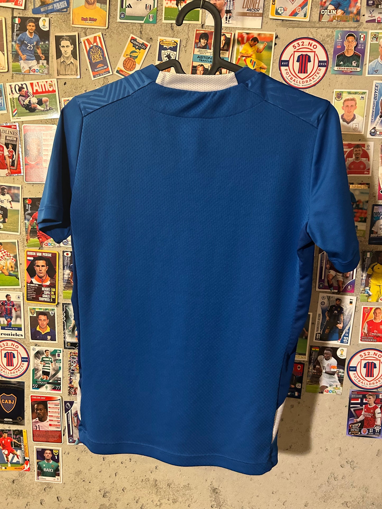 Linfield - treningsdrakt (9-10år)