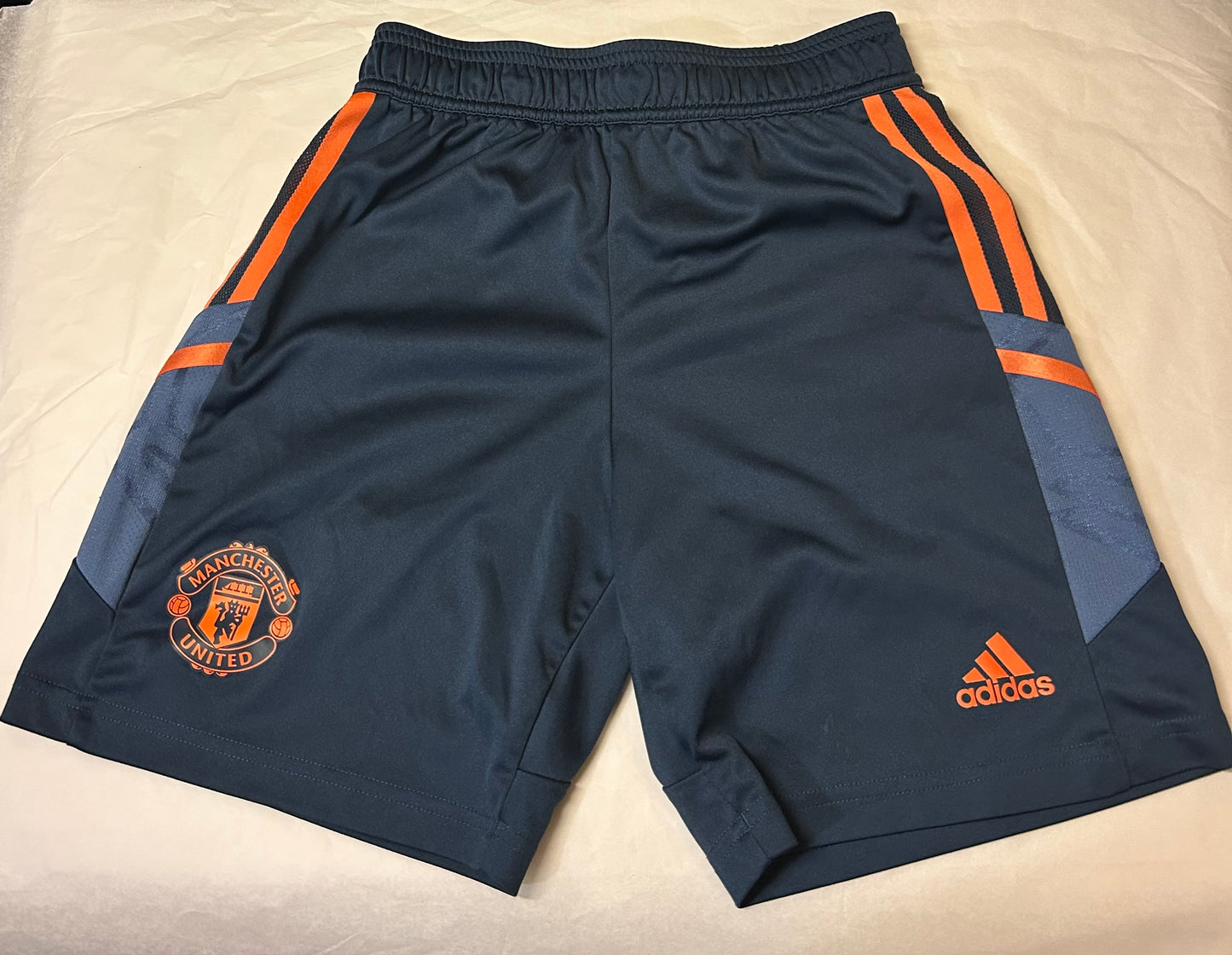 Manchester United - Shorts (11-12år)