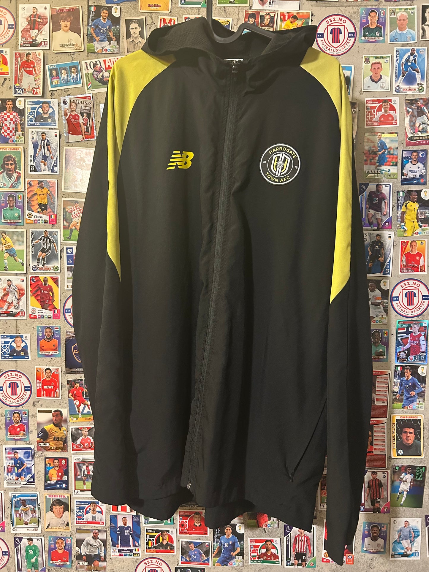 Harrogate Town AFC - jakke (L)