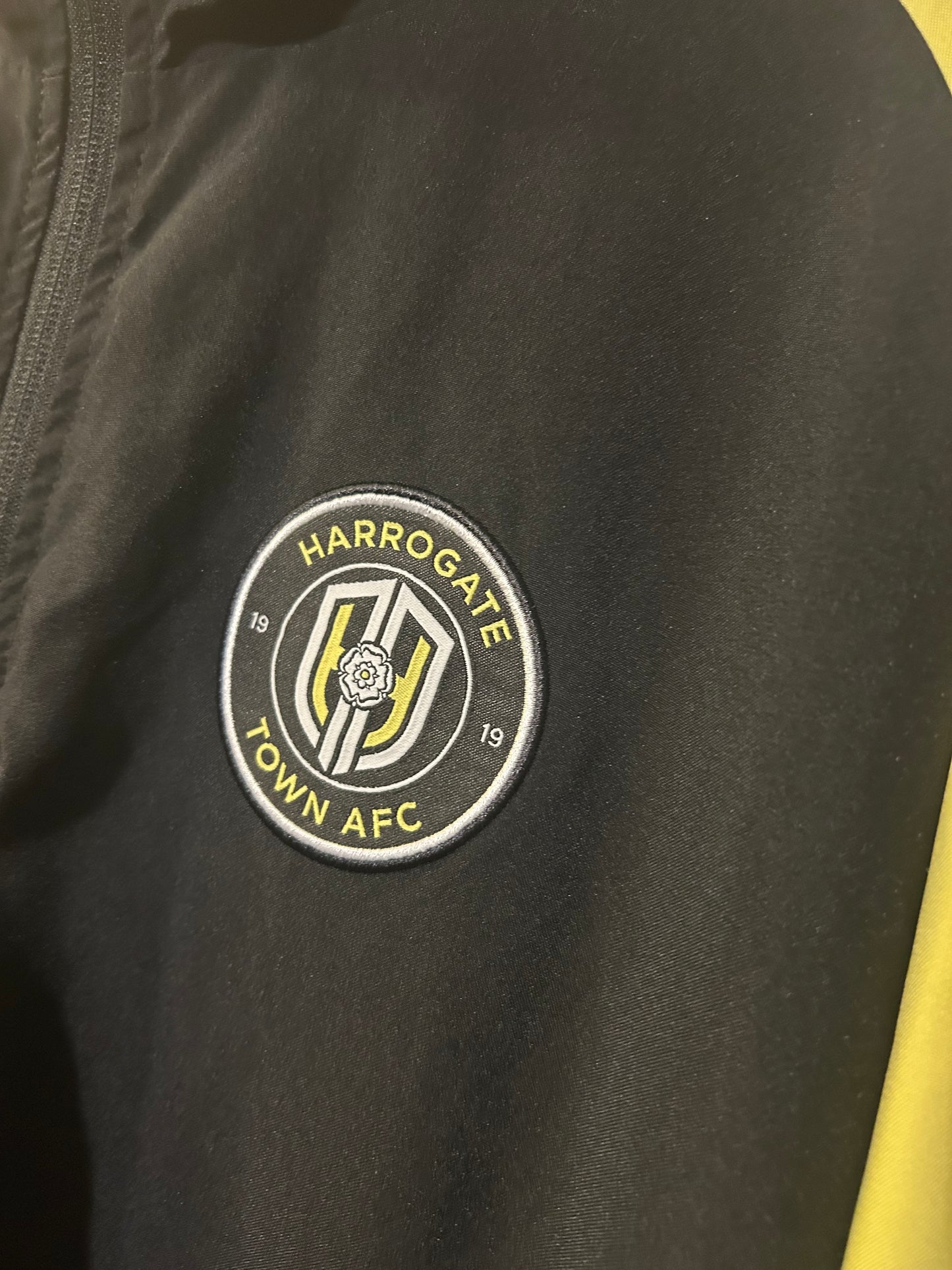 Harrogate Town AFC - jakke (L)
