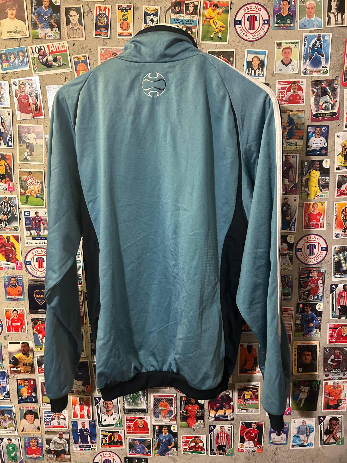 Adidas - trackjakke (S)
