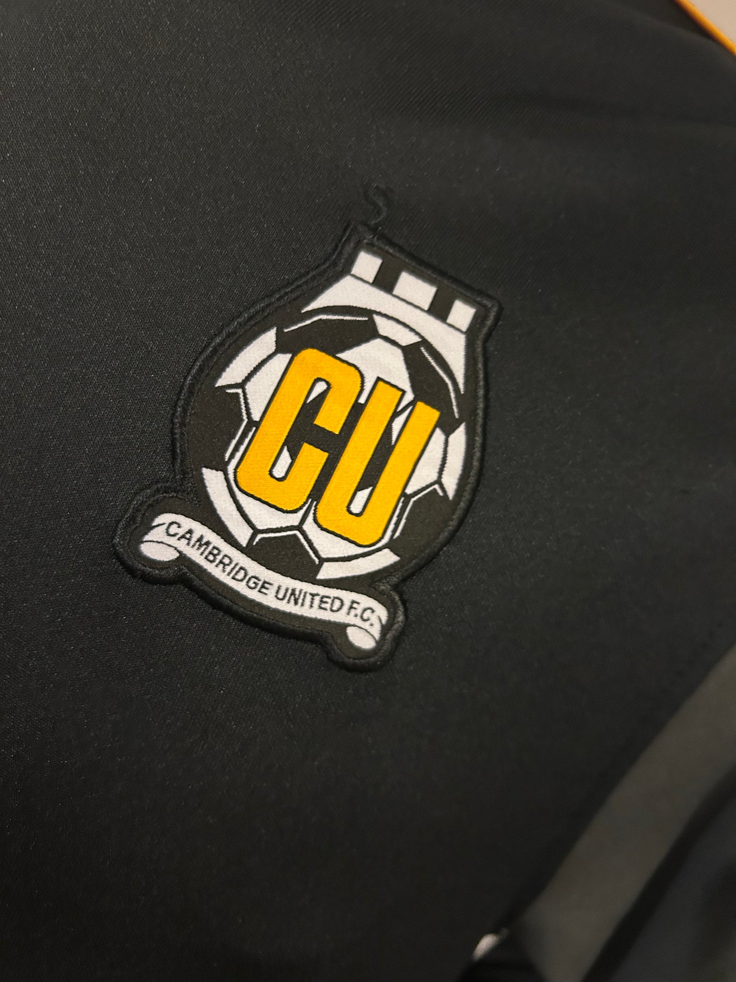 Cambridge United - zip-jakke 2021/22 (S)