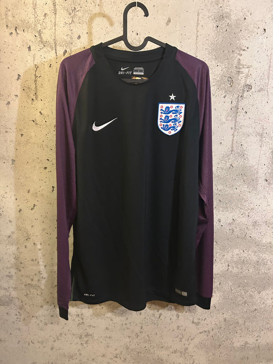 England - 2016 (L) - Signert Frasier Forster